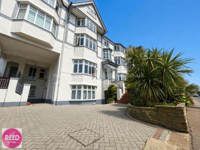 Flat for sale in Alton Barnes, Essex
