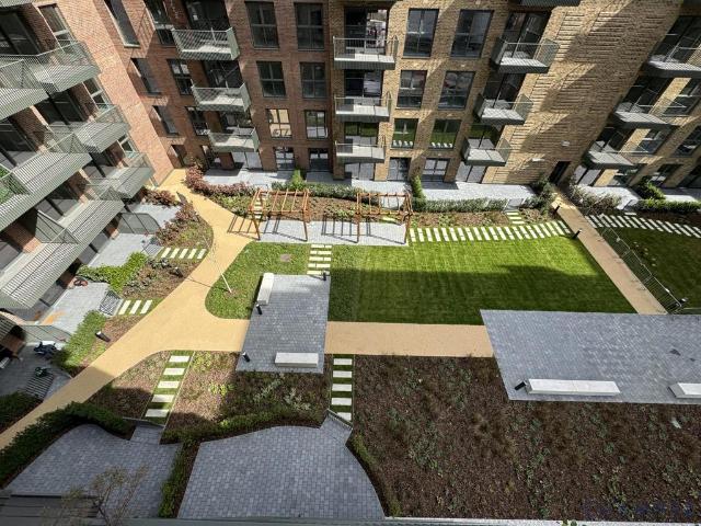 Flat for sale in Kidbrooke, Greater London