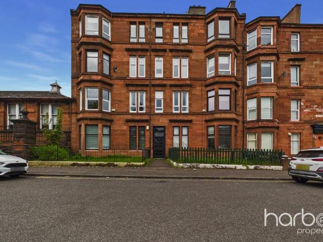 Flat for sale in Camlachie, Scotland