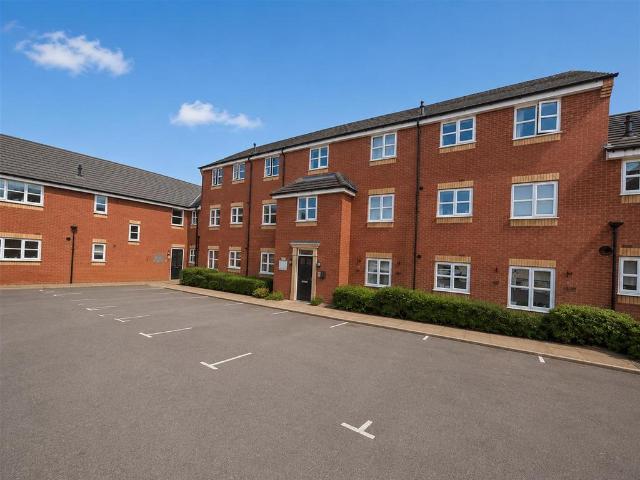 Flat for sale in Corby