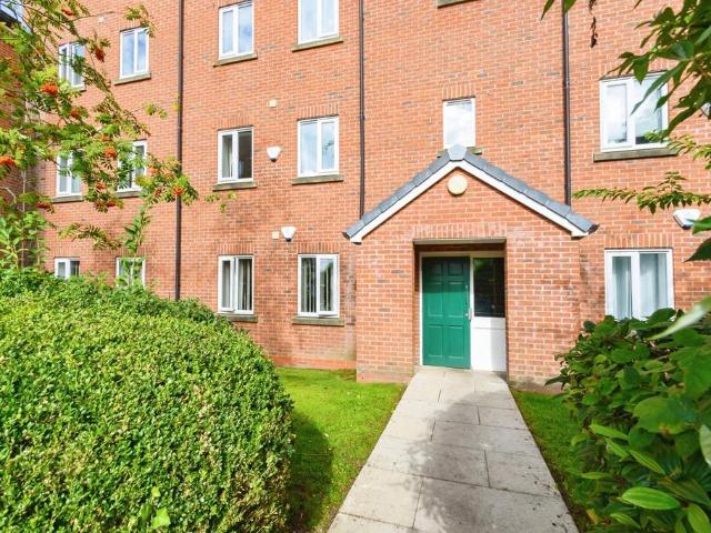Flat for sale in Salford, Greater Manchester