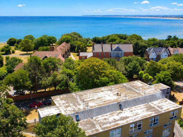 Flat for sale in West Cliff, Acol