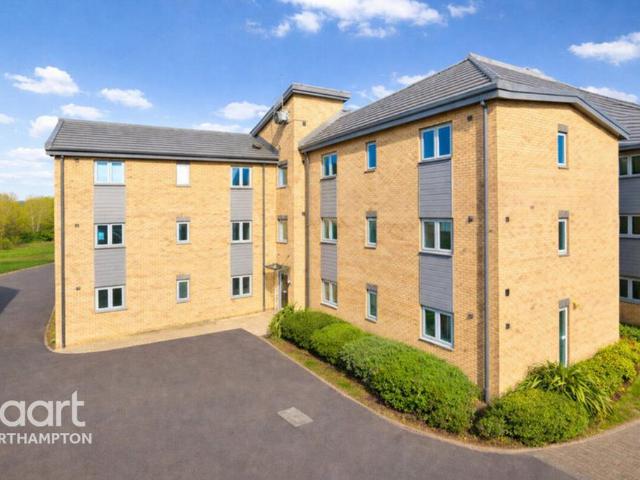 Flat for sale in Far Cotton and Delapre, Far Cotton