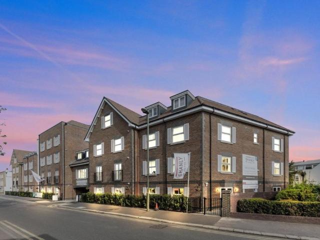 Flat for sale in Blackhills, Surrey