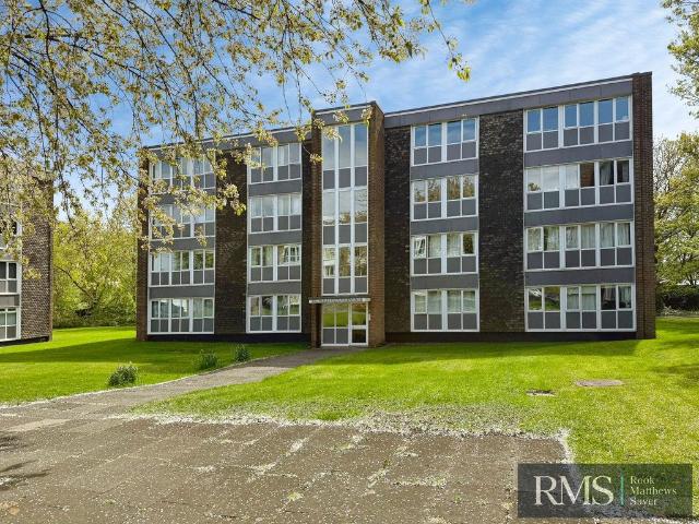Flat for sale in South Gosforth, Tyne And Wear
