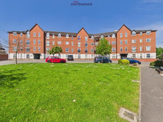Flat for sale in Wrexham, Wales