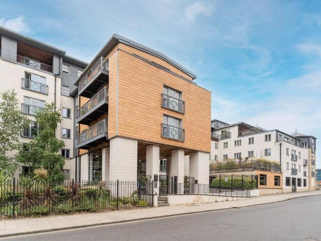Flat for sale in Lakenham, East Bank