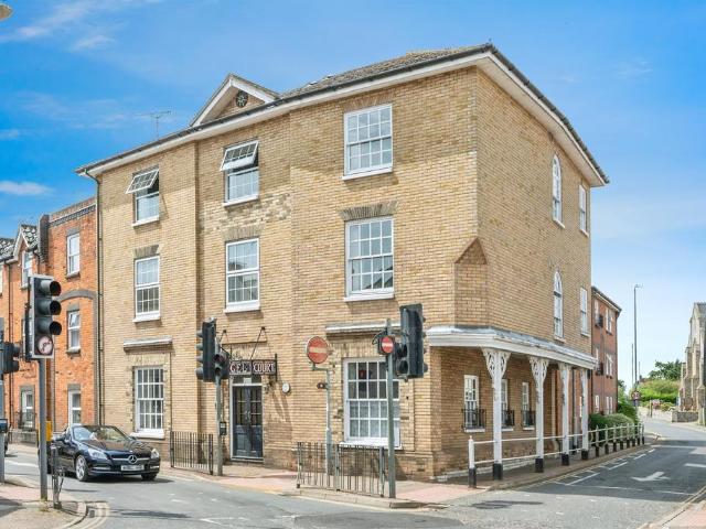 Flat for sale in Comers, Norfolk