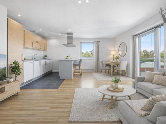 Flat for sale in Bromley-by-Bow, Bow