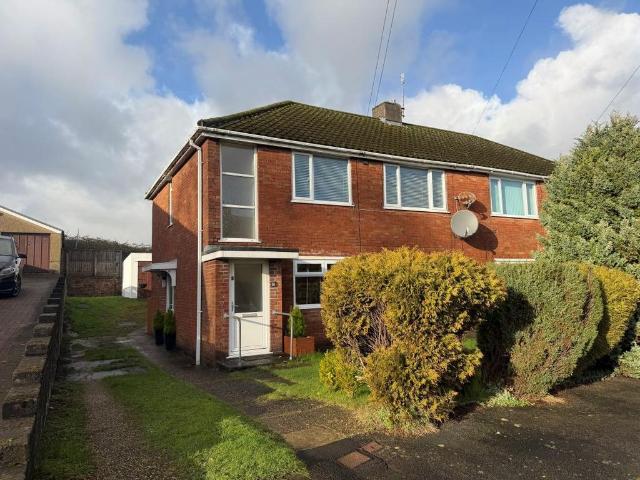 Flat for sale in Mynyddbach, Nangreaves