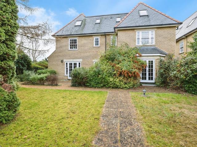 Flat for sale in Arrington, Cambridgeshire