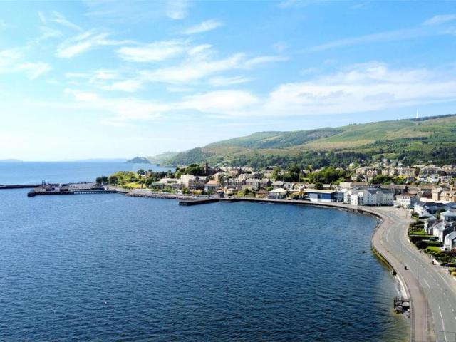 Flat for sale in Dunoon, Scotland