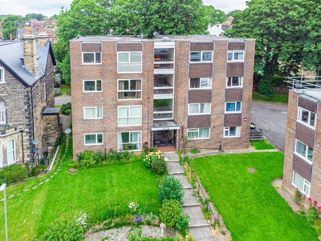 Flat for sale in Moortown, West Yorkshire