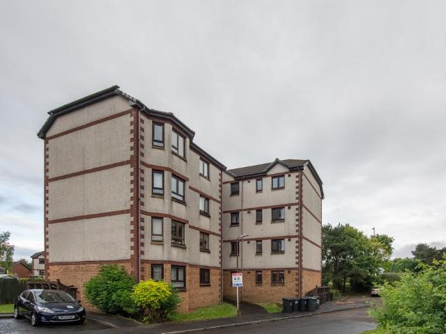 Flat for sale in Livingston, Eliburn