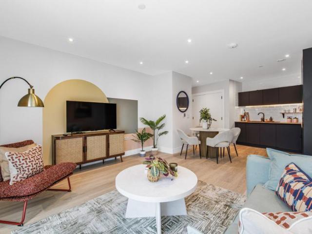 Flat for sale in Hollingdean, Brighton