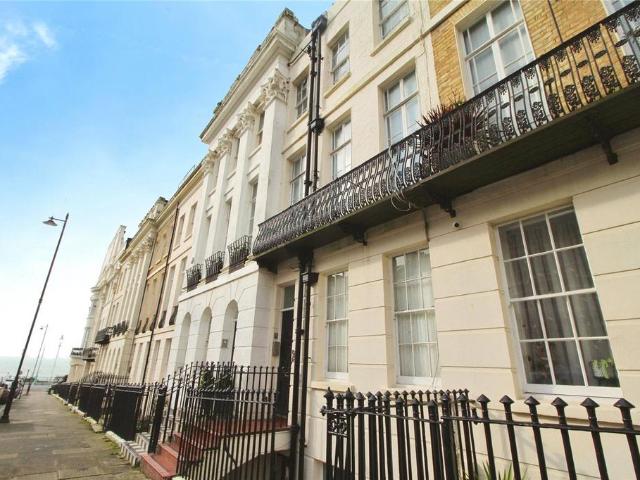 Flat for sale in Kemptown, Brighton & Hove