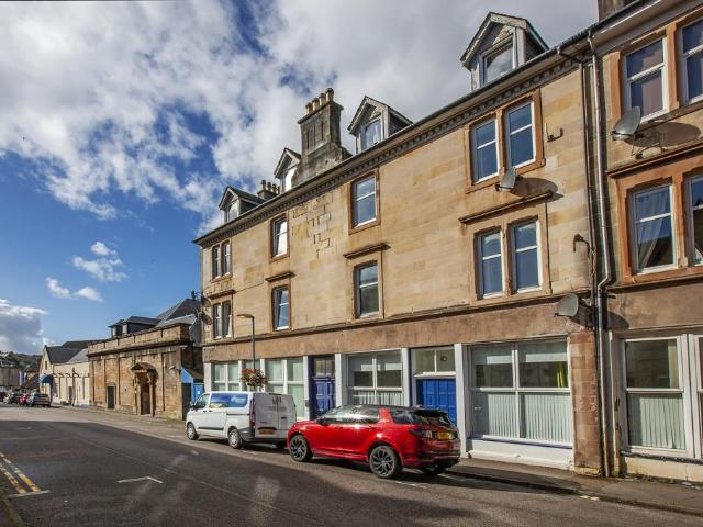 Flat for sale in Oban, Scotland