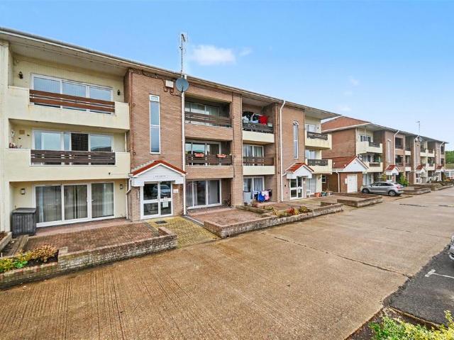 Flat for sale in Langney Village, Eastbourne