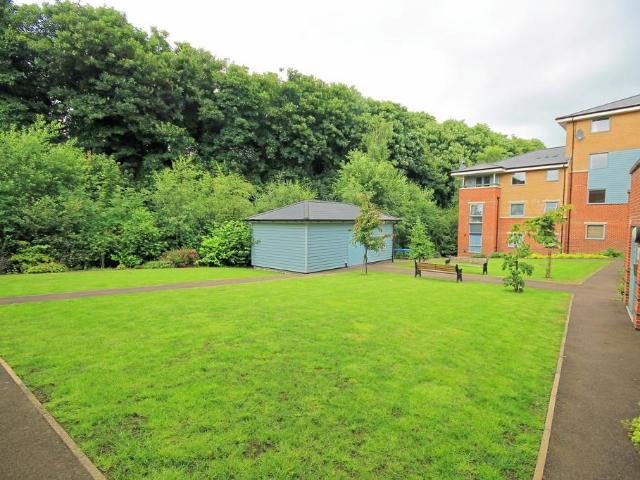 Flat for sale in St James, Sandown Park