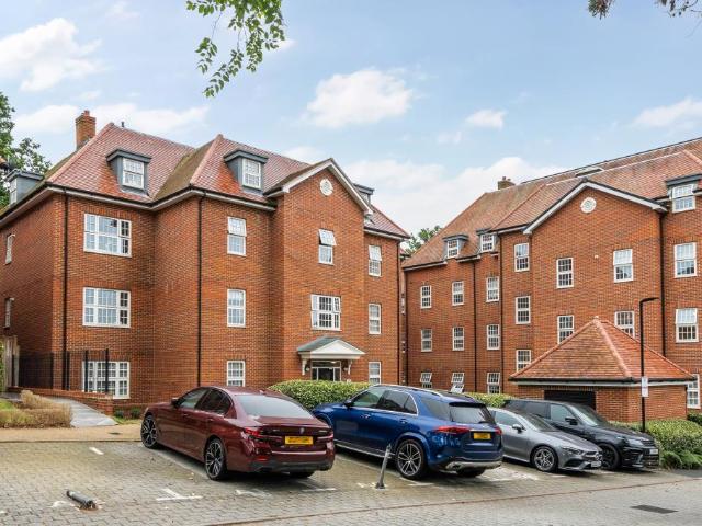 Flat for sale in High Barnet, Isle Of Man