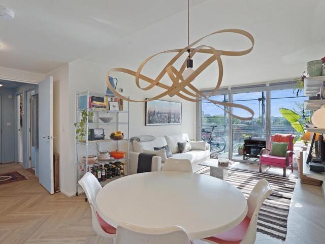 Flat for sale in Peckham, Greater London