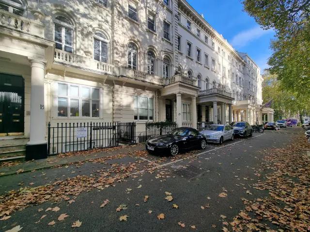 Flat for sale in Paddington, Isle Of Man