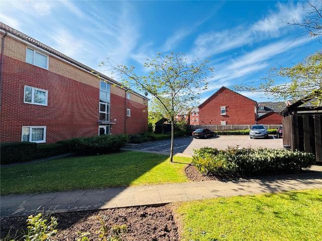 Flat for sale in Smethwick, West Midlands