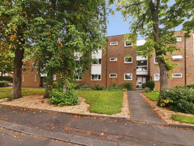 Flat for sale in Forest Hall, North Tyneside