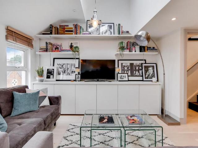 Flat for sale in Fulham, Greater London