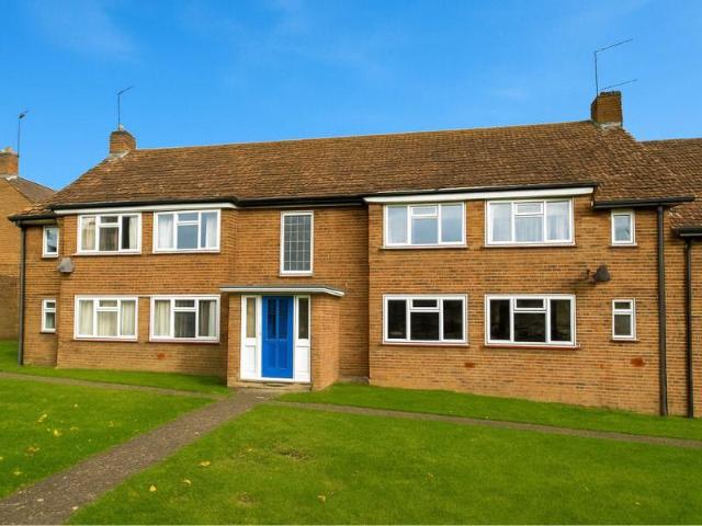 Flat for sale in Church End, Greater London