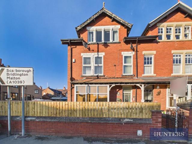 Flat for sale in The Pastures, Filey