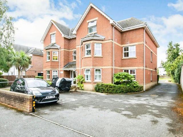 Flat for sale in Springbourne, Bournemouth
