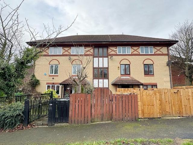 Flat for sale in Throckley, Newcastle Upon Tyne
