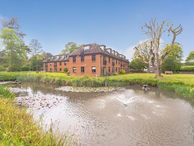 Flat for sale in Iford, East Sussex