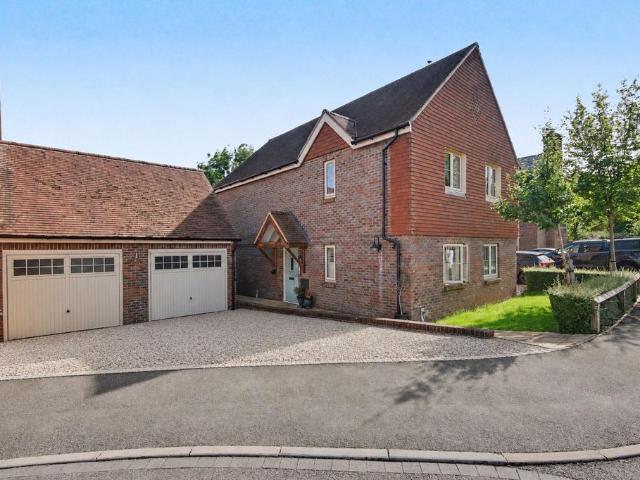 Flat for sale in Bishop's Waltham