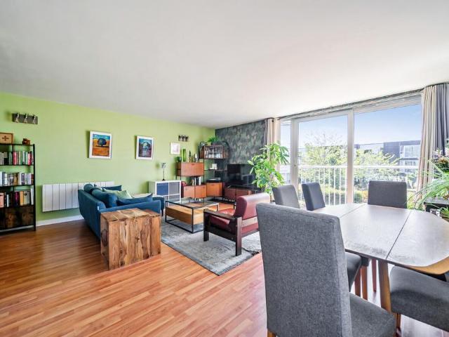 Flat for sale in Nunhead, Greater London