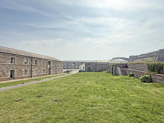 Flat for sale in Alderney