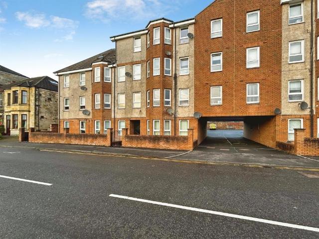 Flat for sale in Glenburn, Scotland