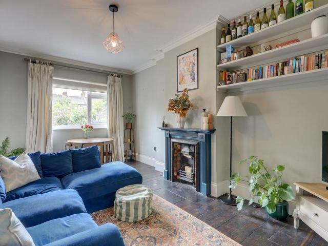 Flat for sale in London Borough of Lewisham, Greater London