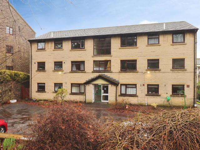 Flat for sale in Charlesworth, East Midlands
