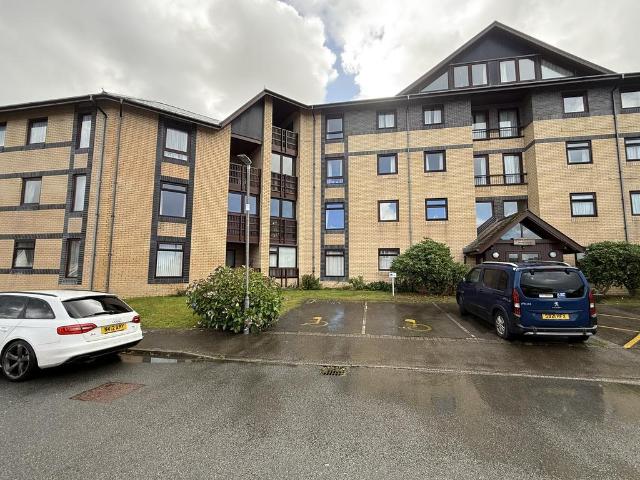 Flat for sale in Waun Fawr, Wales