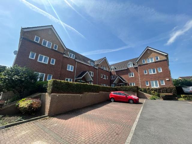 Flat for sale in Worrall, South Yorkshire