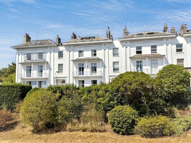 Flat for sale in Watergate, Devon