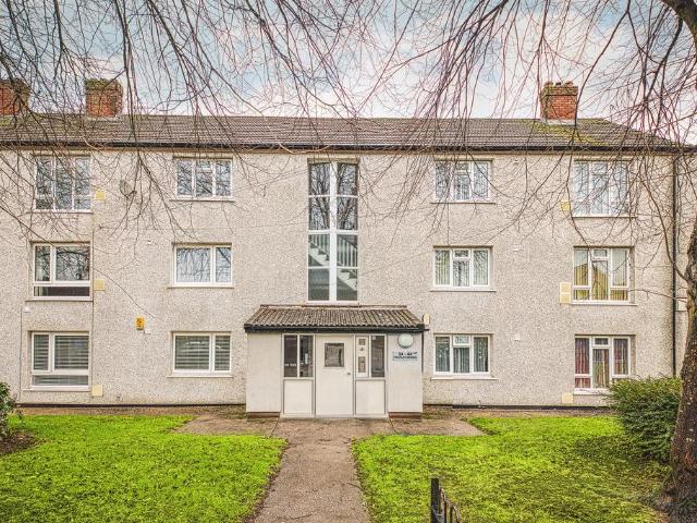 Flat for sale in Mackworth Estate, Derby