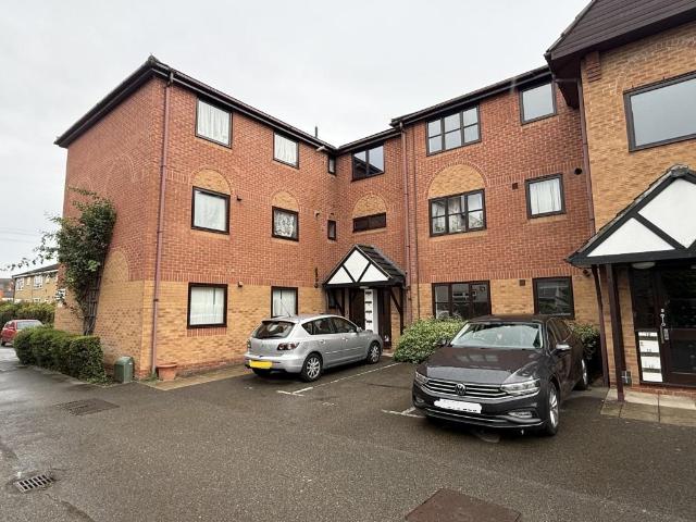 Flat for sale in Grantham, Barholm