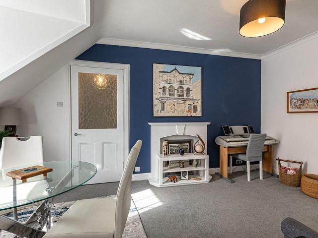Flat for sale in Selkirk, Scotland