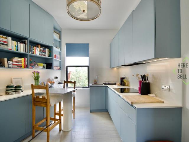 Flat for sale in London Borough of Ealing, Greater London