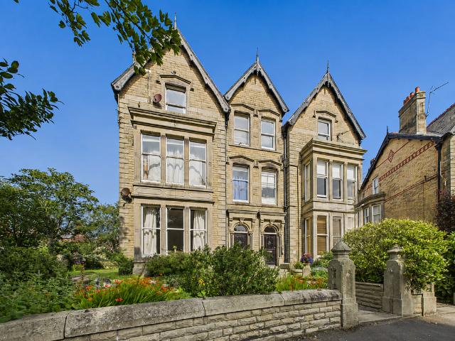 Flat for sale in St Annes, Fylde