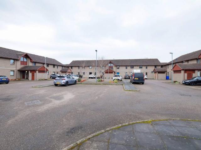 Flat for sale in Findrassie, Elgin