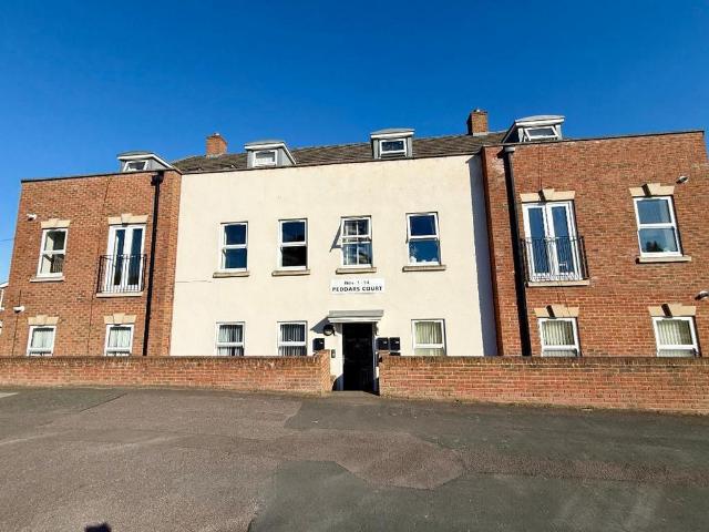 Flat for sale in Bramingham Park